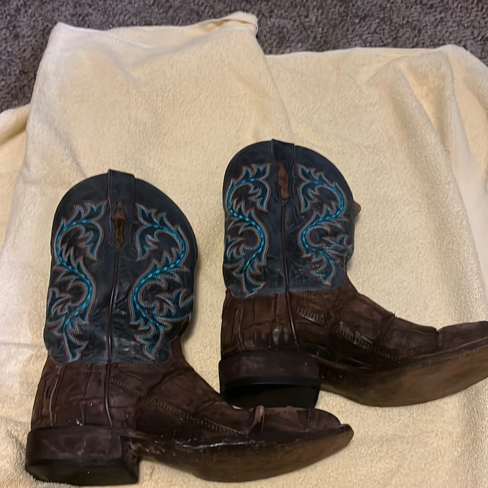 Lucchese Men’s Genuine Giant Alligator Cowboy Boots-size 9.5EE